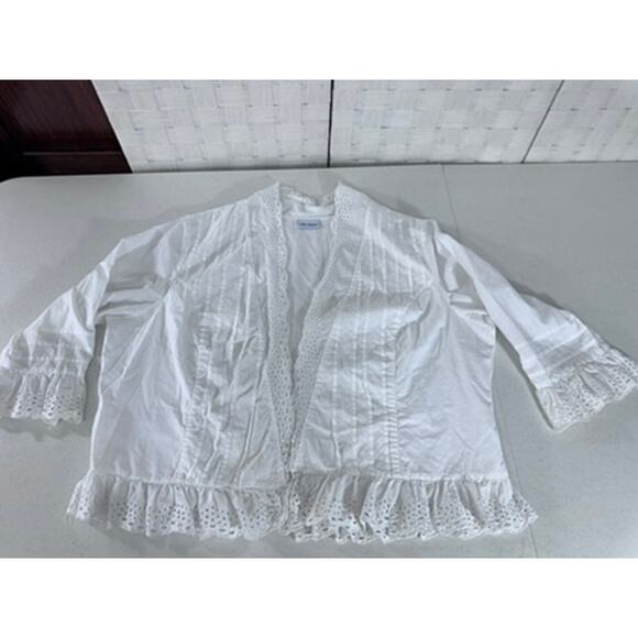 "Vicki Wayne" White Eyelet Cover Up,Cotton,Cottage Core,SZ M, 3/4 Sleeves,Purity - Picture 7 of 11